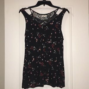 Large cold shoulder tank